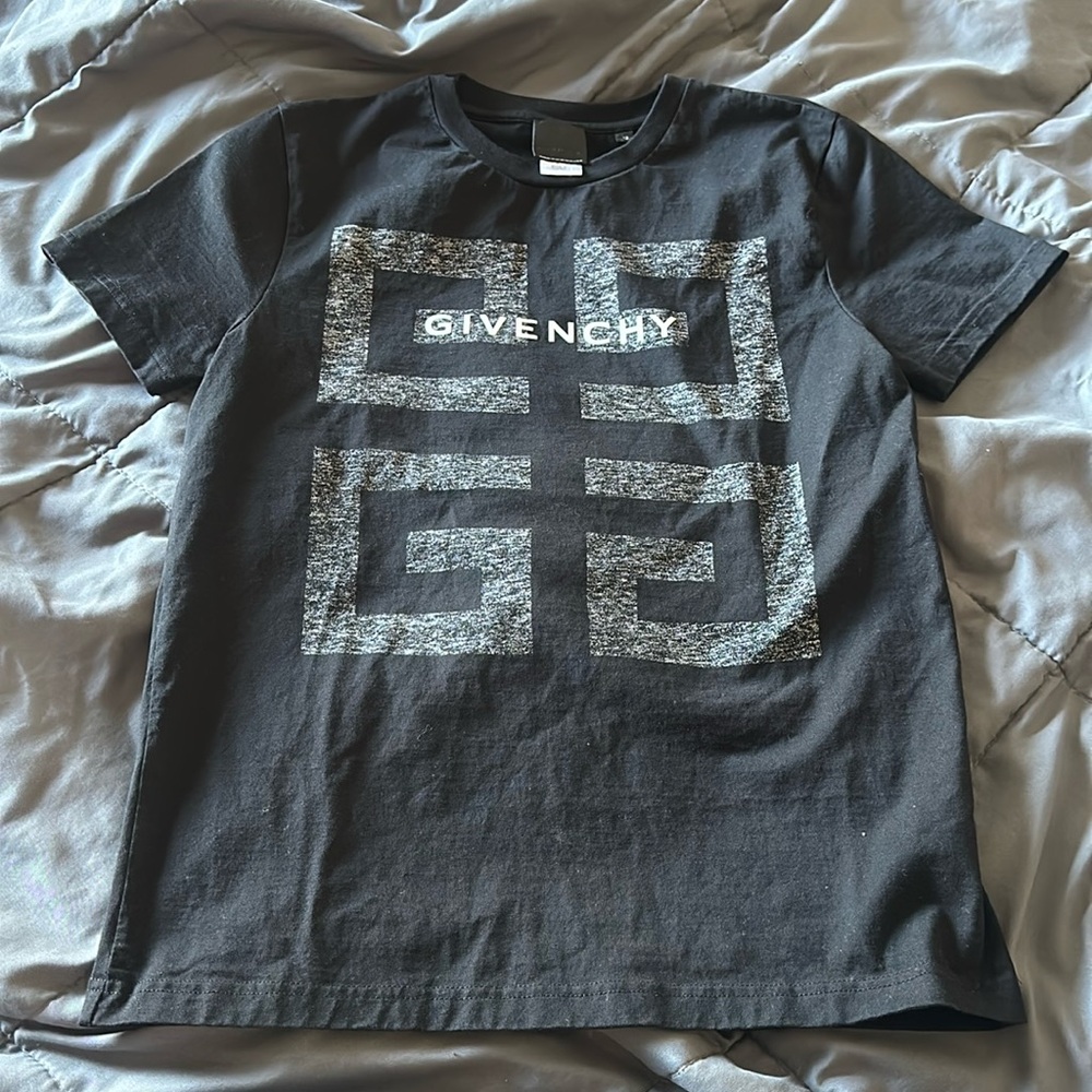 Givenchy Tee